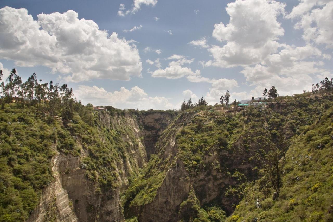 Nayon Xtreme Valley Hotel Quito Kültér fotó