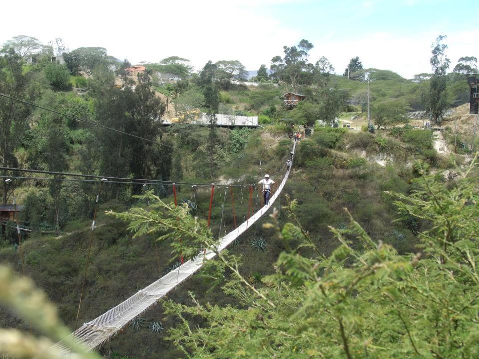 Nayon Xtreme Valley Hotel Quito Kültér fotó